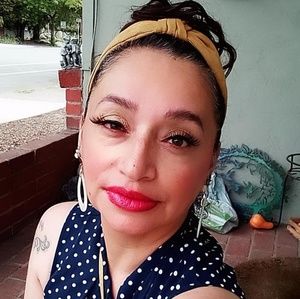 Meet your Posher, Martha